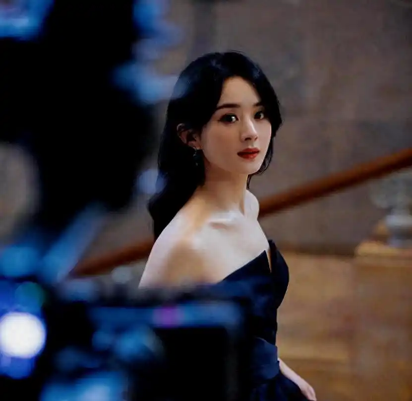 赵丽颖逆袭经历_娱乐圈没人怕的明星_赵丽颖成功之路