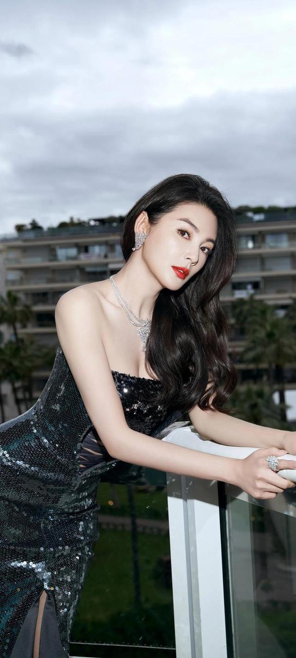 娱乐圈最美腿_娱乐圈美腿排名前十_美腿娱乐圈